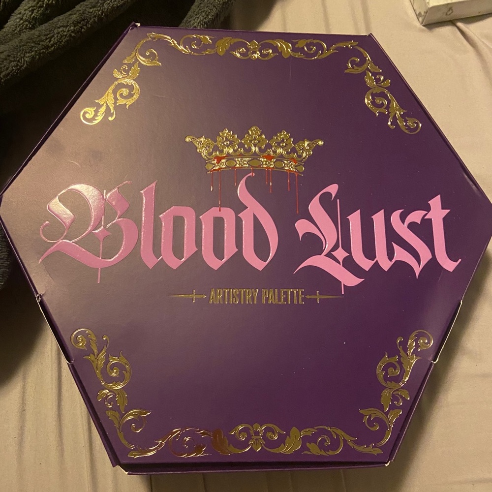 Blood lust palette